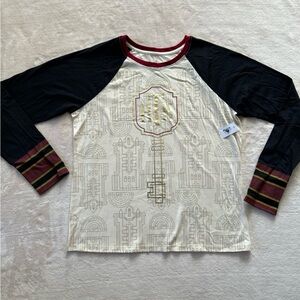 NWT Disney Hollywood Studios Tower of Terror long sleeve shirt